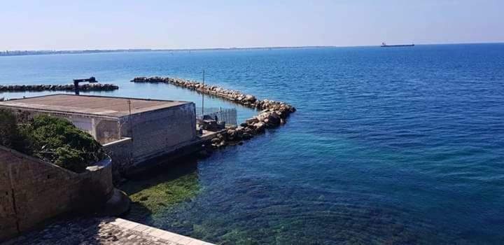 فندق تارانتوفي  Al Molo Sant'Eligio المظهر الخارجي الصورة